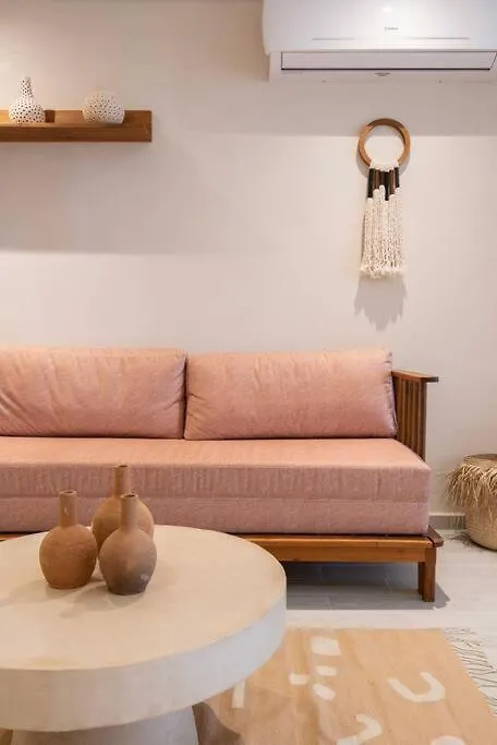 Cozy Apartament With A King Size Bed トゥルム アパート